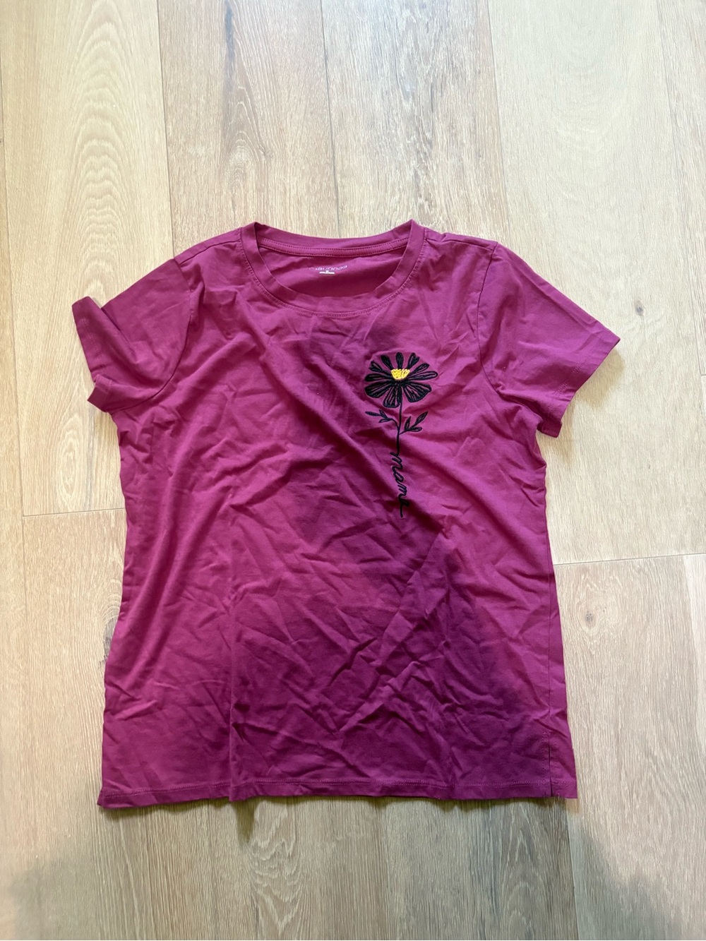 Maurices Magenta Daisy Embroidered Crewneck Tee
